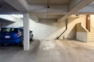 12050 15th Ave NE, Seattle, WA 98125 - Photo 17