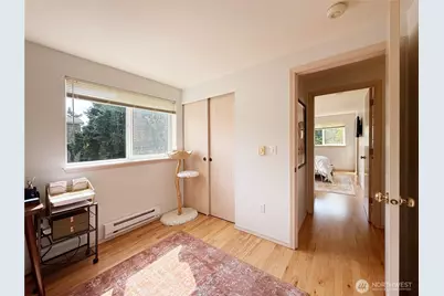 12050 15th Avenue NE #301, Seattle, WA 98125 - Photo 11