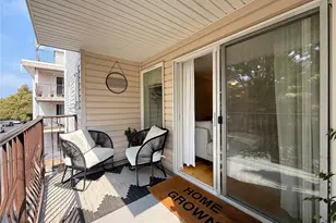 12050 15th Ave NE, Seattle, WA 98125 - Photo 3