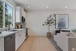 225 106th St SW, Everett, WA 98204 - Photo 5