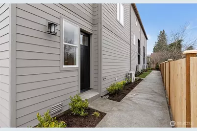 225 106th Street SW #A4, Everett, WA 98204 - Photo 1