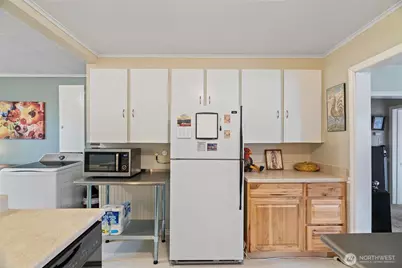 211 30th St, Hoquiam, WA 98550 - Photo 9