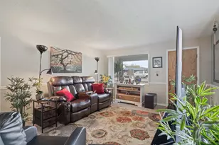 211 30th St, Hoquiam, WA 98550 - Photo 5