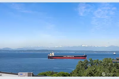 2929 1st Avenue #514, Seattle, WA 98121 - Photo 1