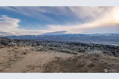 621 Upper Daniels Drive, East Wenatchee, WA 98802 - Photo 7