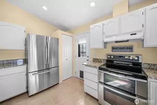 1816 NE 3rd St, East Wenatchee, WA 98802 - Photo 13