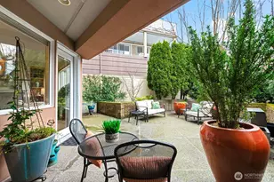 3900 2nd Ave NE, Seattle, WA 98105 - Photo 31