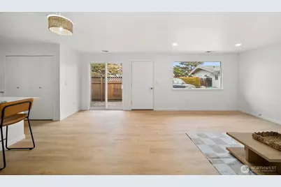 100 Simon Street #13, East Wenatchee, WA 98802 - Photo 5