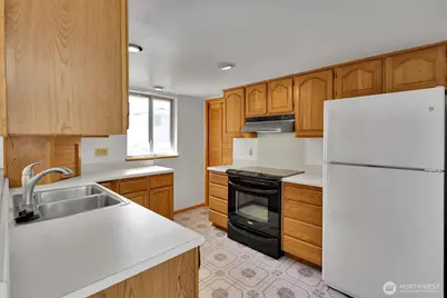 7631 Buckthorn Drive NE, Bremerton, WA 98311 - Photo 9