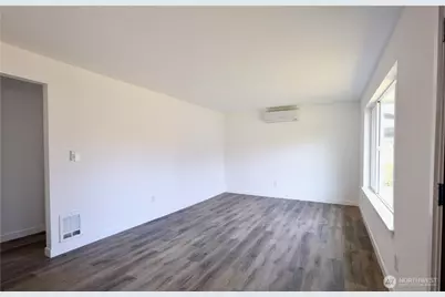 814 5th St, Steilacoom, WA 98388 - Photo 11