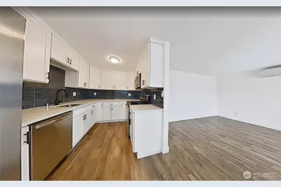 814 5th St, Steilacoom, WA 98388 - Photo 9