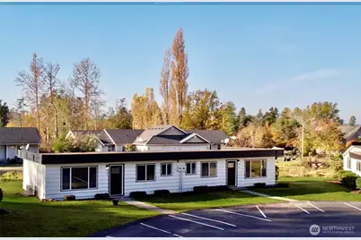 814 5th St, Steilacoom, WA 98388 - Photo 7