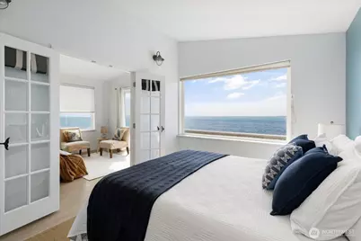 2507 W Beach Road, Oak Harbor, WA 98277 - Photo 21