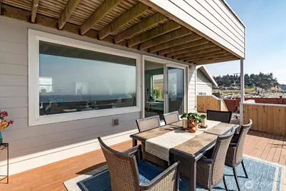 2507 W Beach Road, Oak Harbor, WA 98277 - Photo 27