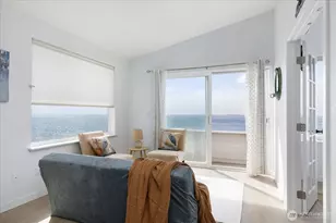 2507 W Beach Rd, Oak Harbor, WA 98277 - Photo 17