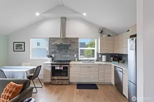 3013 61st Ave SW, Seattle, WA 98116 - Photo 7