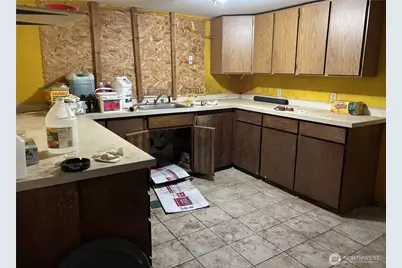 9208 17th Avenue SW, Seattle, WA 98106 - Photo 7