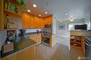 6404 N 5 Views Rd, Tacoma, WA 98407 - Photo 13