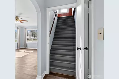 312 17th Street NW, Puyallup, WA 98371 - Photo 13