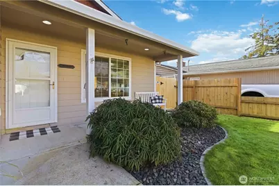 2406 34th Avenue, Longview, WA 98632 - Photo 3