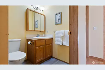 124 W Lippert Drive, Port Orchard, WA 98366 - Photo 17