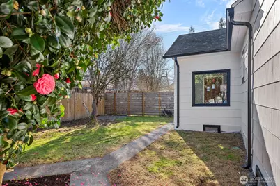 8164 Falls Avenue SE, Snoqualmie, WA 98065 - Photo 21