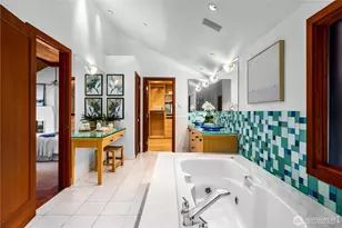 18 Holly Ln, Mercer Island, WA 98040 - Photo 17