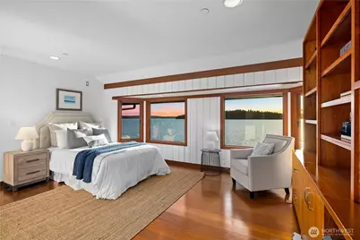 18 Holly Lane, Mercer Island, WA 98040 - Photo 23