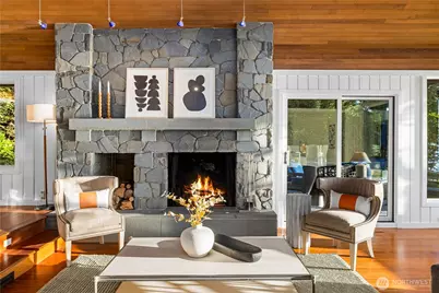 18 Holly Lane, Mercer Island, WA 98040 - Photo 7