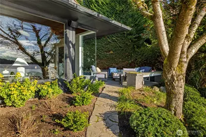 18 Holly Lane, Mercer Island, WA 98040 - Photo 29