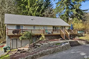 421 McAdams Rd E, Longview, WA 98632 - Photo 1