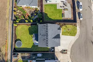 134 E Joyce Ct, La Center, WA 98629 - Photo 3