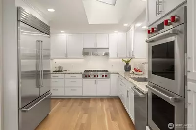 [Address not provided], Bellevue, WA 98004 - Photo 11