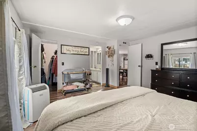 19121 Elderberry Street SW, Rochester, WA 98579 - Photo 17