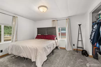 19121 Elderberry Street SW, Rochester, WA 98579 - Photo 21