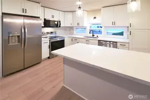 18501 52nd Ave, Lynnwood, WA 98037 - Photo 5