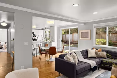 119 164th Avenue NE, Bellevue, WA 98008 - Photo 7