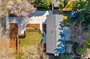 119 164th Ave NE, Bellevue, WA 98008 - Photo 27