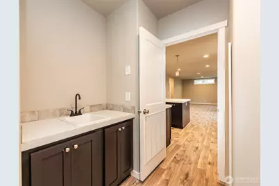 211 S Barr Road, Port Angeles, WA 98362 - Photo 29