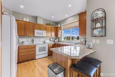 1725 Harrison #106, Lynden, WA 98264 - Photo 15