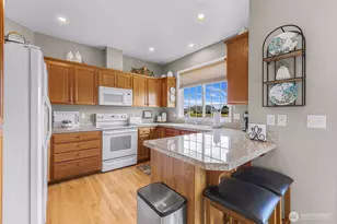 1725 Harrison, Lynden, WA 98264 - Photo 15