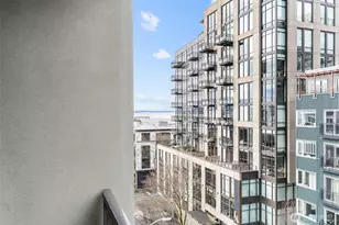 2607 Western Ave, Seattle, WA 98121 - Photo 23