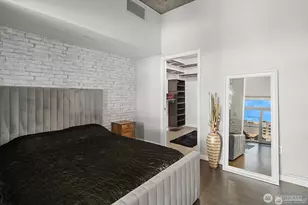 501 Roy St, Seattle, WA 98109 - Photo 15