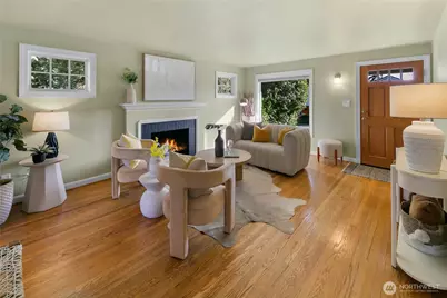 532 N 72nd Street, Seattle, WA 98103 - Photo 3