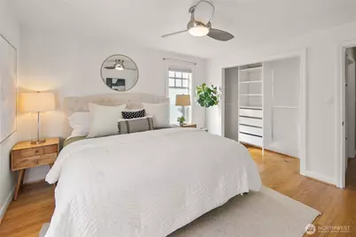 532 N 72nd Street, Seattle, WA 98103 - Photo 17