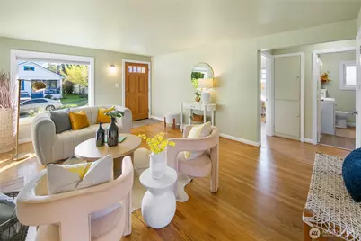 532 N 72nd Street, Seattle, WA 98103 - Photo 7