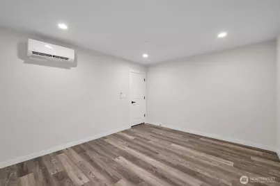 15613 Admiralty Way #B1, Lynnwood, WA 98087 - Photo 21