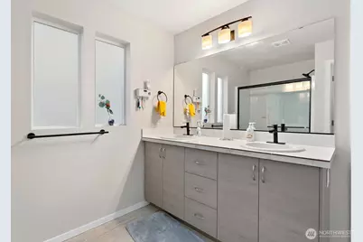 2810 180th Street Ct E, Tacoma, WA 98445 - Photo 15