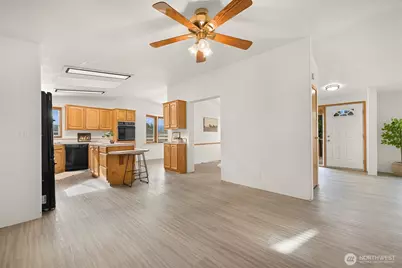 8356 Sea Breeze Court, Blaine, WA 98230 - Photo 17