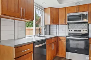 5909 Glenwood Ave, Everett, WA 98203 - Photo 19